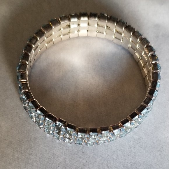 2FOR$25 - Diamante stretch bracelet (costume jewellery) - Picture 2 of 5